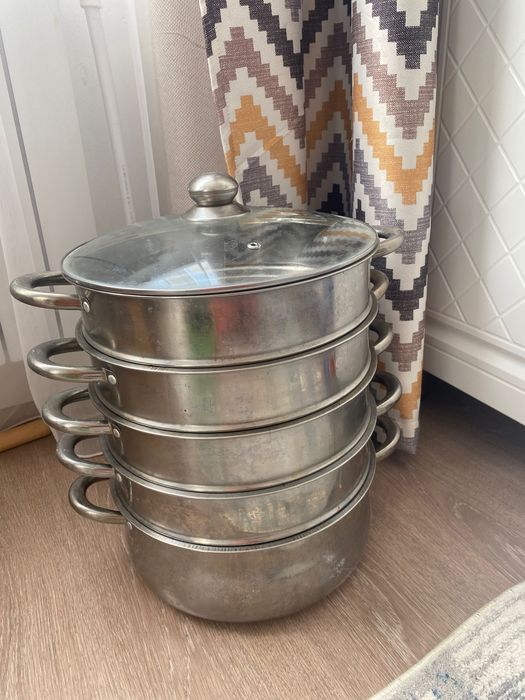 Продам большую мантоварку