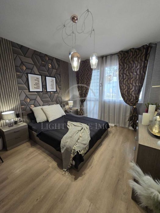 Продава се Тристаен апартамент в Пловдив, Кършияка - 56 кв.м за 2893 €/кв.м - Снимка #8