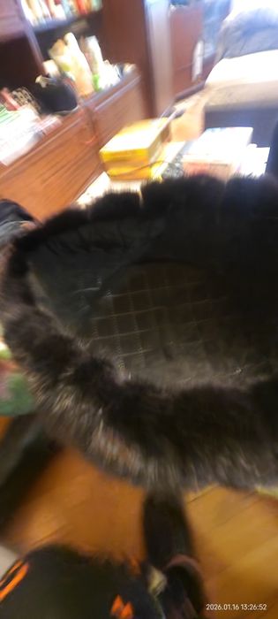 Шапка от естествен косъм