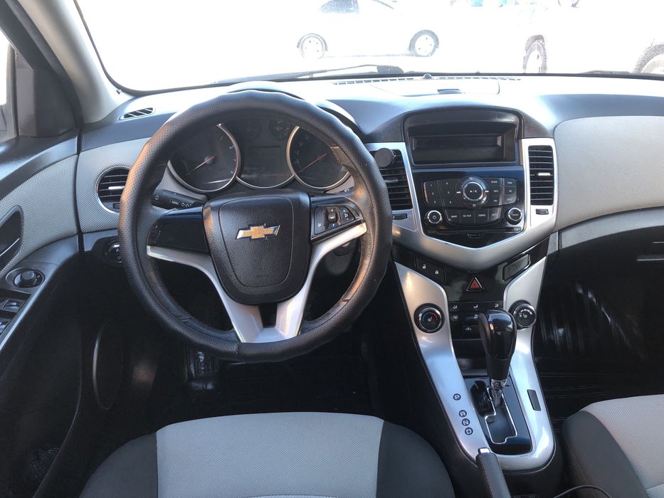 Продам шевроле круз