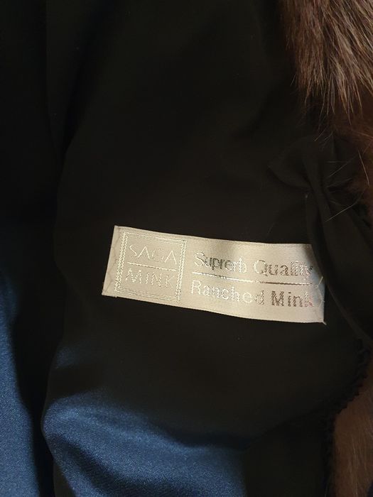 Шуба натуральный мех 52 размер