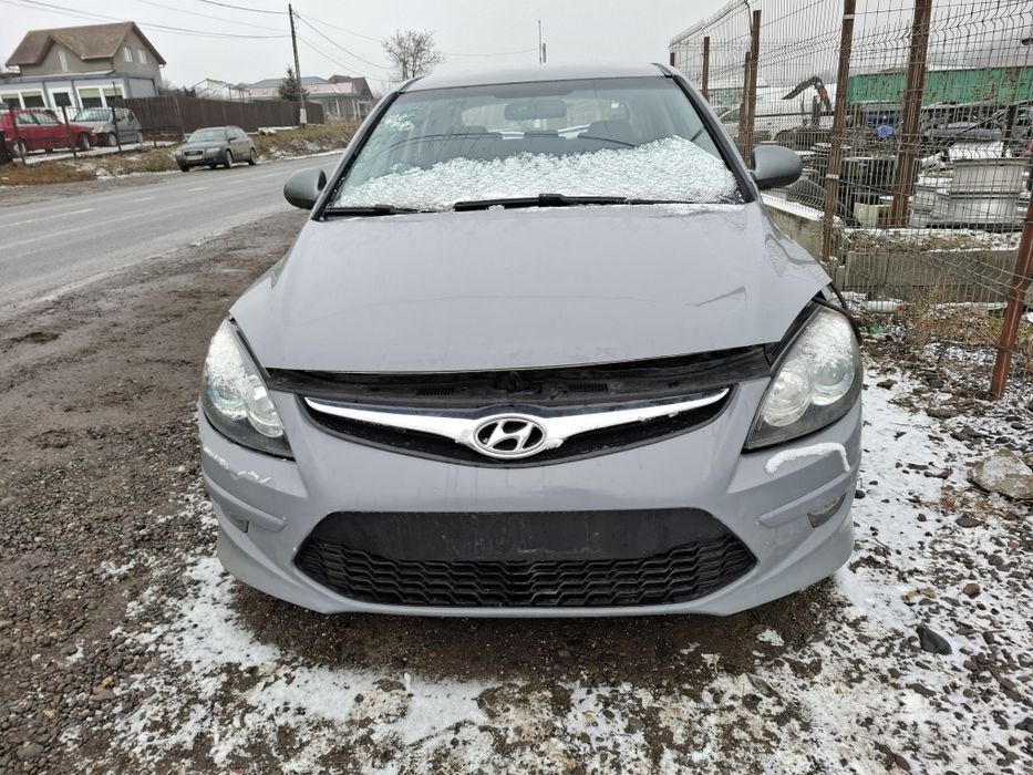 Elemente Caroserie Hyundai i30 Hatch-Back 1.6crdi An 2009