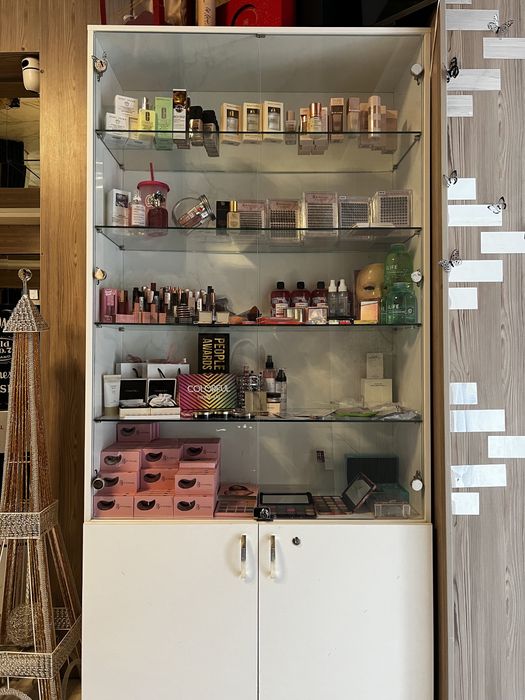 продам витрину продам