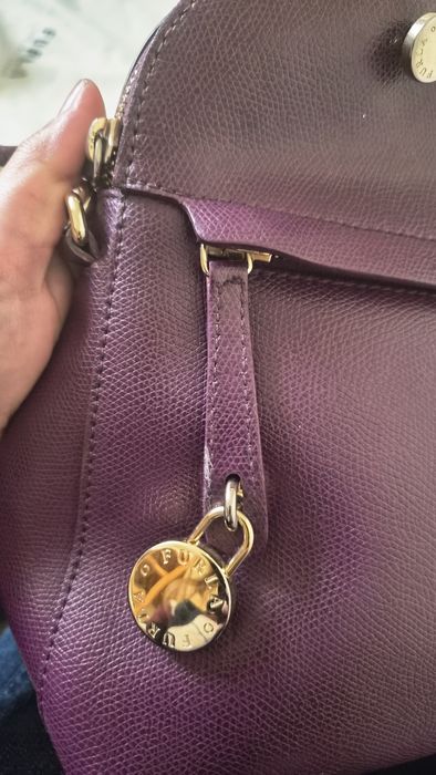 Лилава кожена чанта Furla