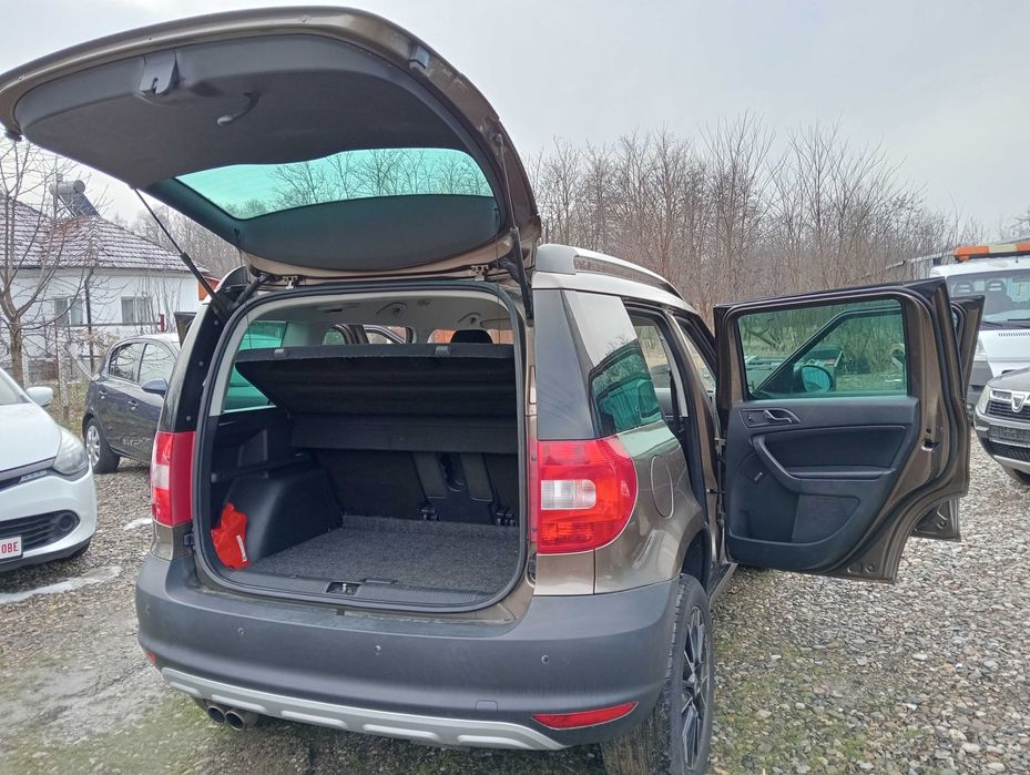 Vand SKODA YETI 2013   4X4  CASH sau RATE