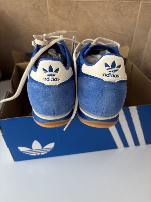 Маратонки Adidas чисто нови
