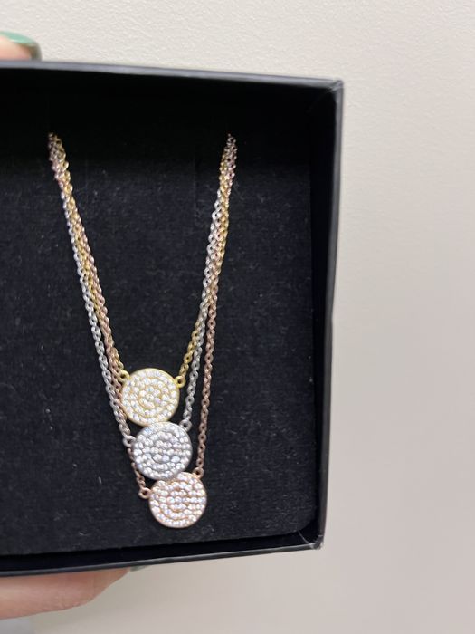 Колие с камъчета от циркон