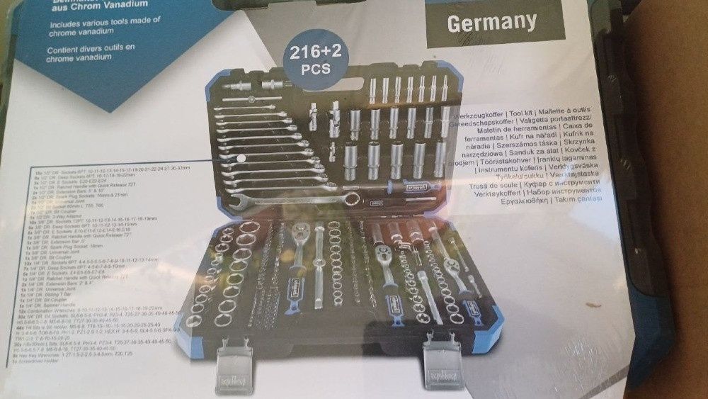 Trusa chei 216 piese SCH 38841 GERMANIA noi-sigilate.Trusa 38841.NOI