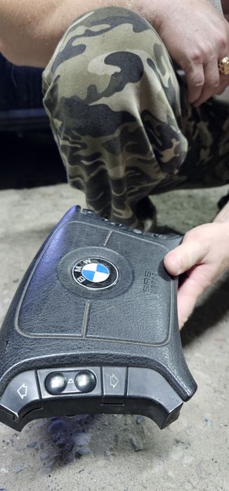 Продам руль от BMW E39 оригинал
