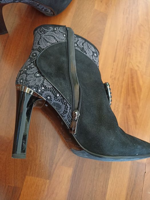 Дамски боти Accademia