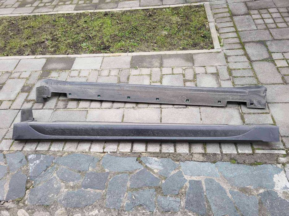 Оригинални прагове за Hyundai Tucson