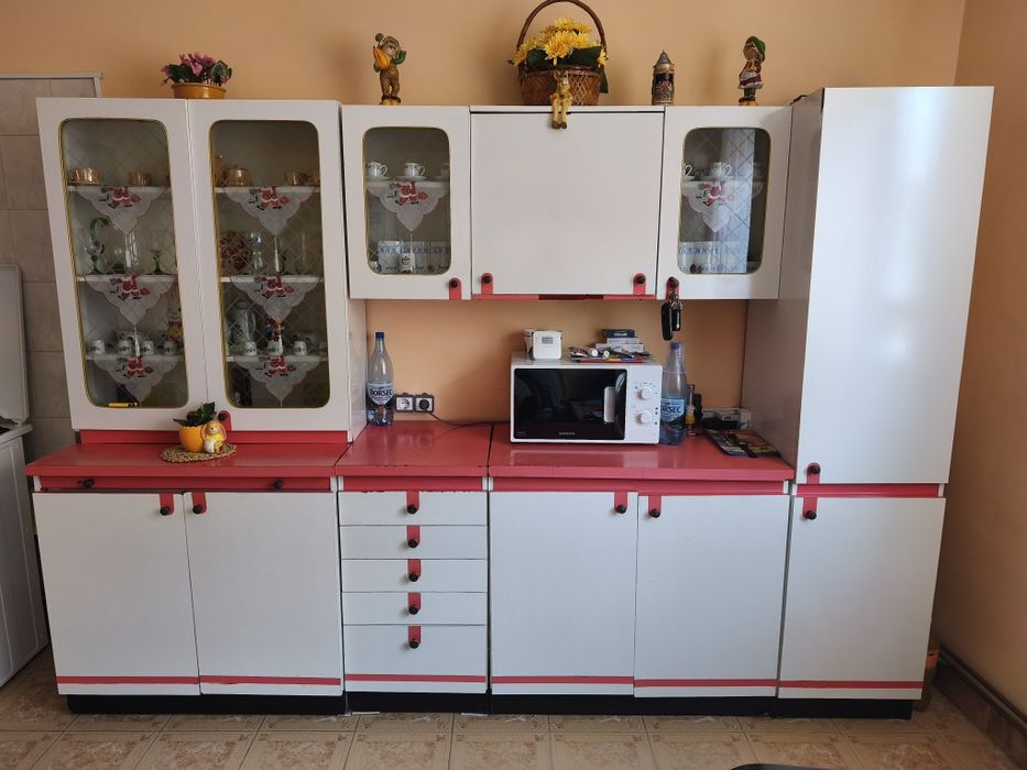 Mobilă de bucătărie
