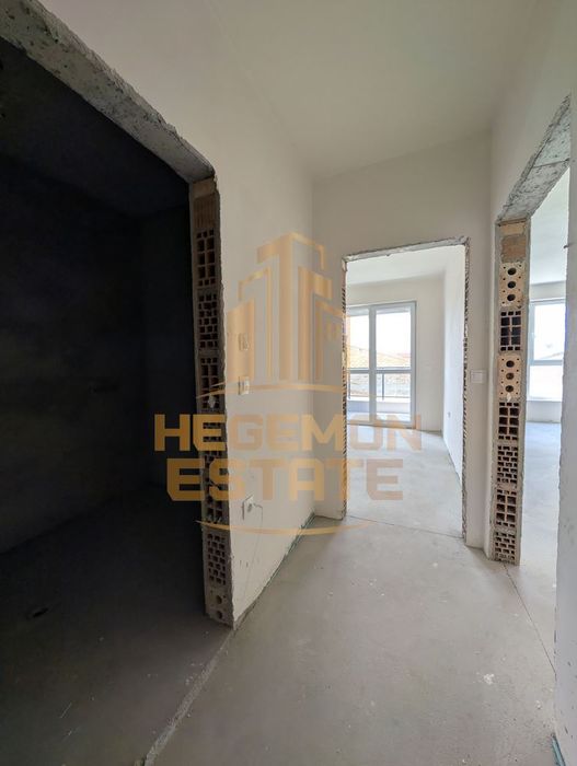 Продава се Двустаен апартамент в Варна, Левски - 61 кв.м за 2173 €/кв.м - Снимка #5