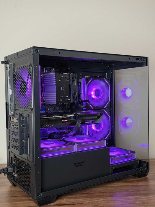Геймърски компютър - Нов ( Ryzen 7 7800X3D | RX 9060XT 16GB | DDR5 RAM | SSD NVMe )