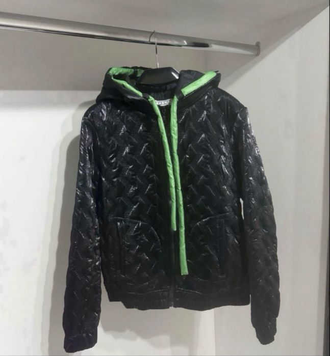 Куртка женская плащевка