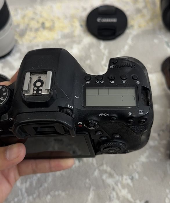 Продается фотоаппараты Canon