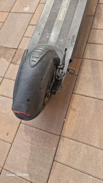 Trotineta electrica 500 roni merge si dupa 500 metri se opreste