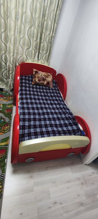 Продам детскую  кровать