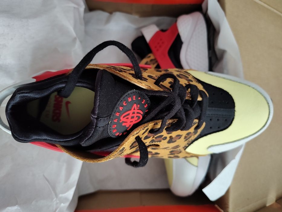 Nike Air Huarache SNKRS DAY