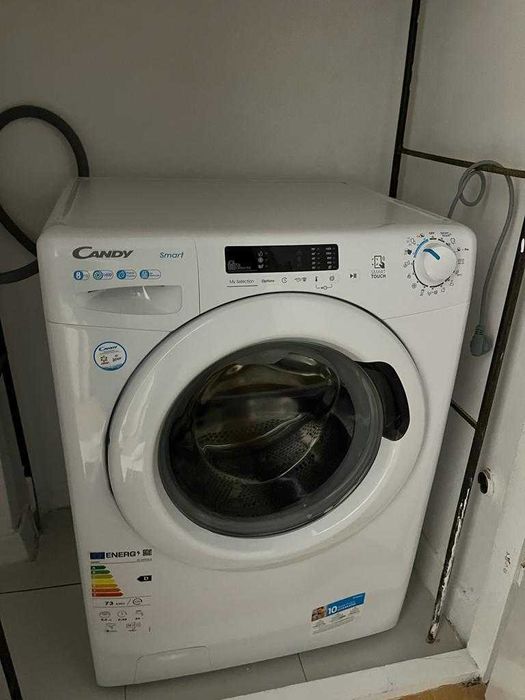 vand apartament 3 camere