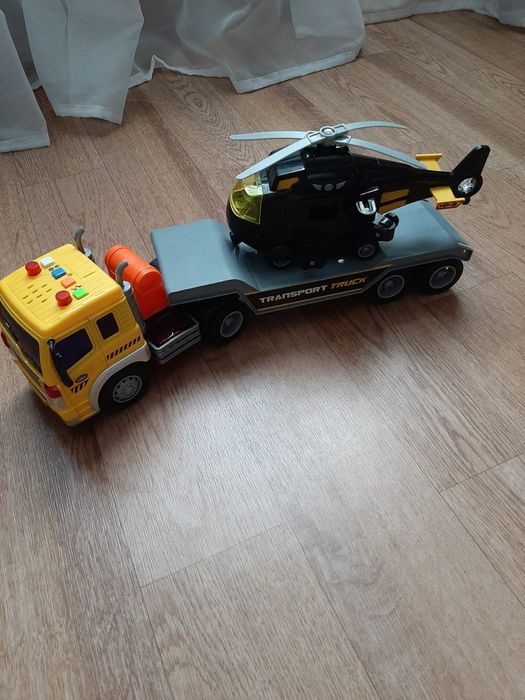 Машинка детская с вертолетом 3000 тг