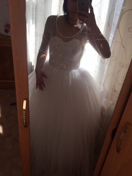 Свадебное платье