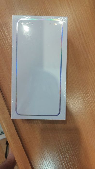 Новый смартфон продам 512Гб