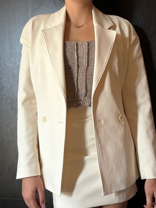 Костюм екрю Zara M размер