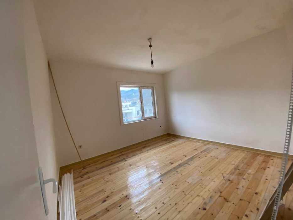 Продава се Етаж от къща в Перущица - 75 кв.м за 799 €/кв.м - Снимка #10