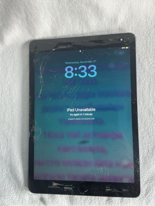 ЗА ЧАСТИ! Таблет Айпад , ipad 10.2 (2021) Wi-Fi 9th А2602 , 64GB , Ipad A2602