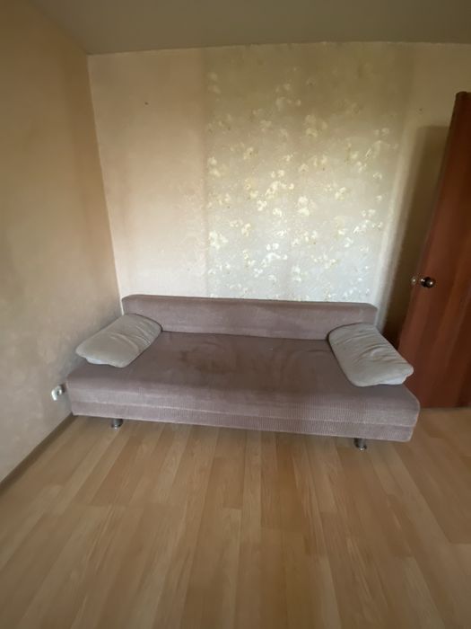 Шкафы , стол , диван