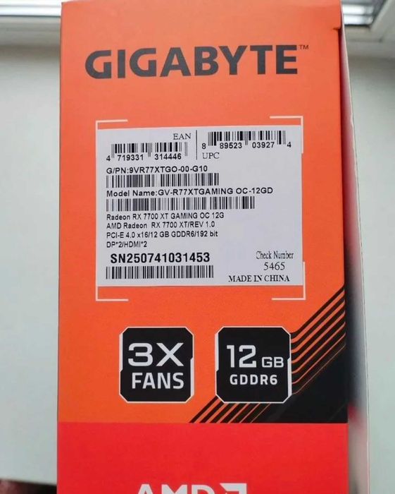AMD Radeon Gigabyte RX 7700 XT