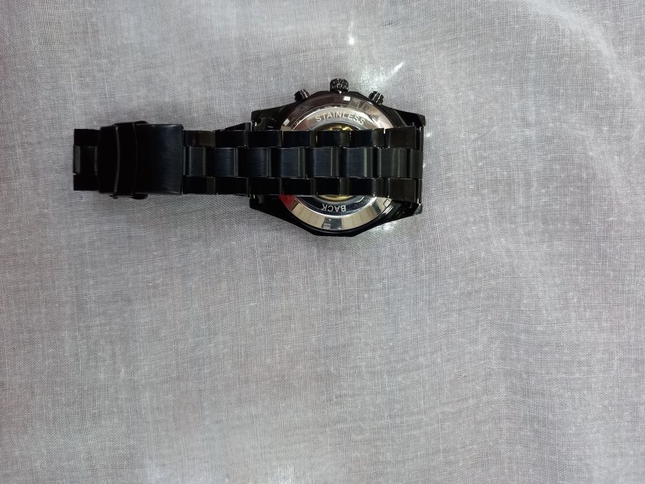 Qo'l soat erkaklar uchun   Zanglamas orginal Srochno