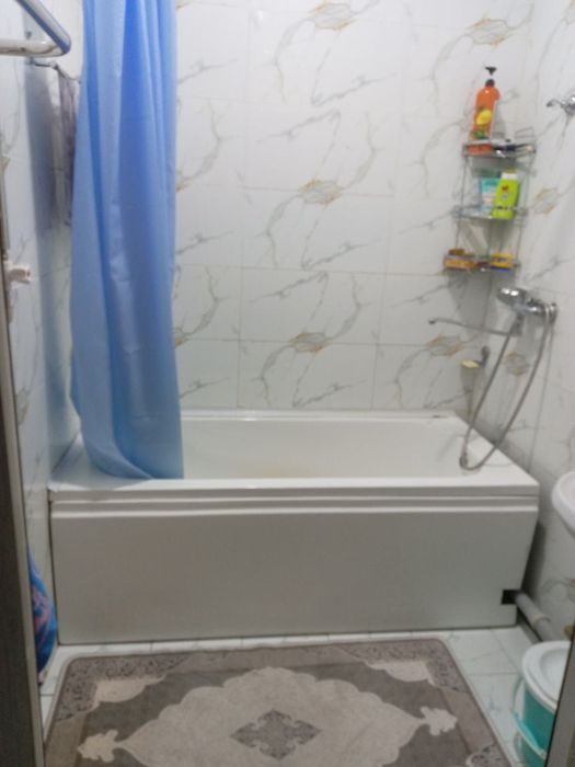 SERGILI SUPUTNIKDA 1 etaj uy sotiladi