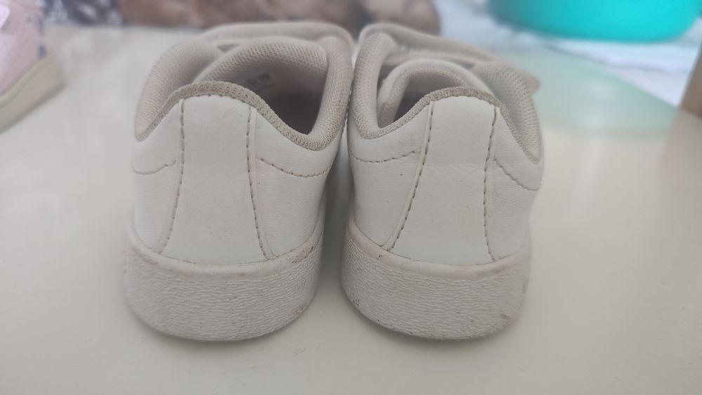 Маратонки Adidas 23 номер за момиче