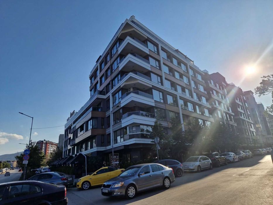 Дава се под наем Двустаен апартамент в София, Студентски град - 60 кв.м за 598 € - Снимка #1