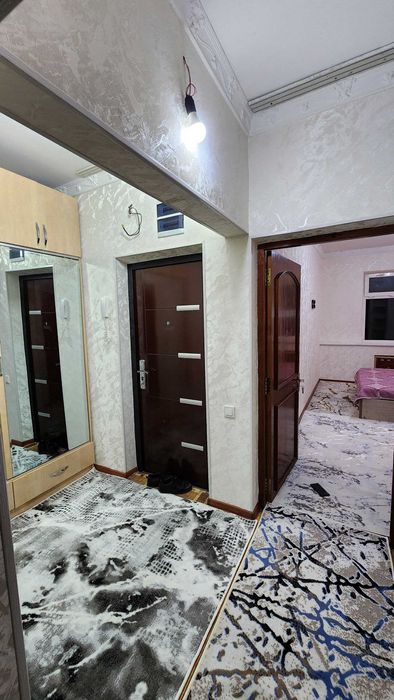 2-х комнатная на Чиланзаре 24 квартале, отдельный вход, 65м2