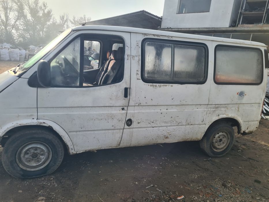 Форд Транзит 2.5 на части Ford Transit 2.5 D