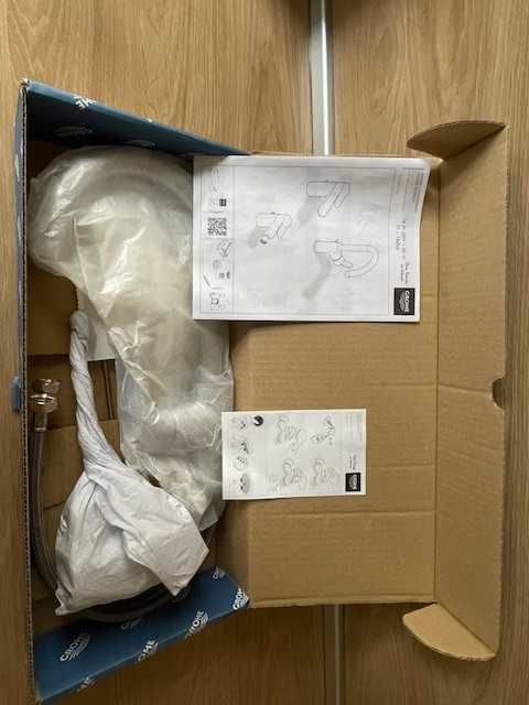 Grohe смесител за умивалник Euroeco 24272001