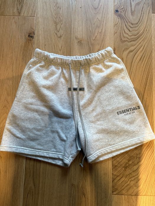 Essentilas shorts/къси панталони