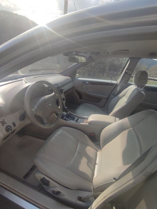 Mercedes Benz c220