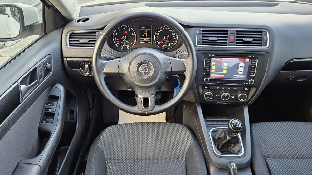 Vw.Jetta 1.2 Tsi 122 cp 2013 Euro 5 180.000 km-Clima-Navi-Jante R16-Scaune incalzite