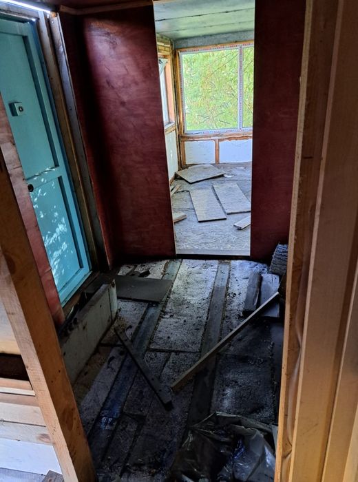 Вагончик перевозной на колёсах