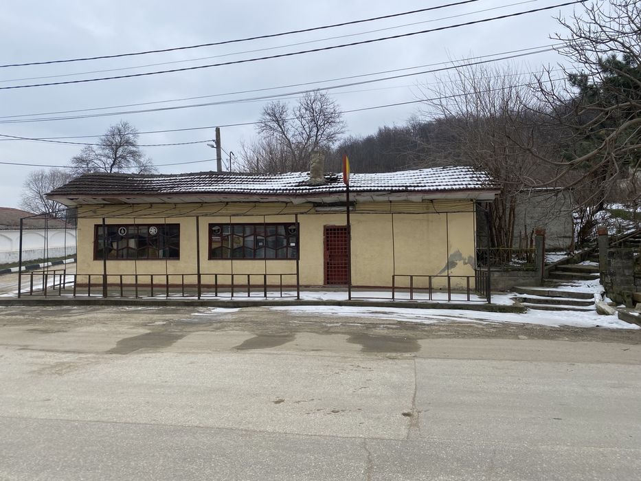 Продава се Заведение в с. Калипетрово, Област Силистра - 750 кв.м за 46 €/кв.м - Снимка #1