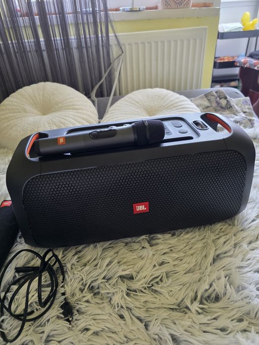 Boxa JBL impecabila portabila cu Karaoke