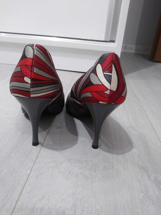 Официални дамски обувки