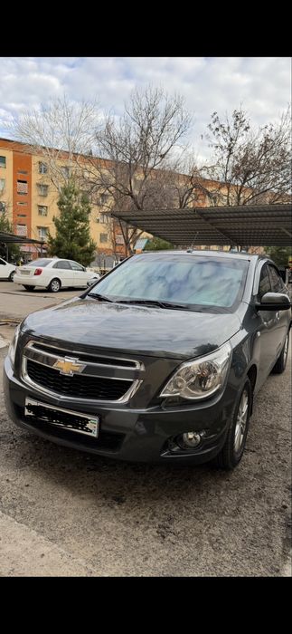 Продаеться автомобиль шевролет кобальт 2025 год