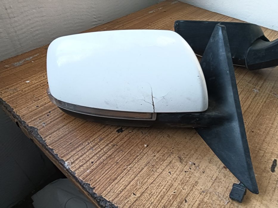 Продам зеркало приора люкс за 10 000