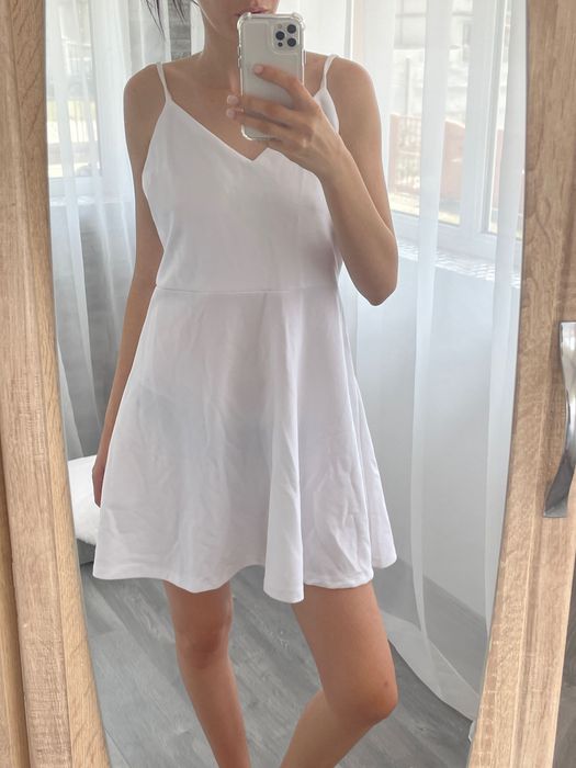 Vând haine in stare foarte buna