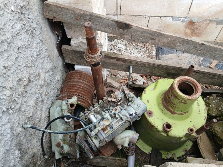 Vand diferite piese pentru class dominator